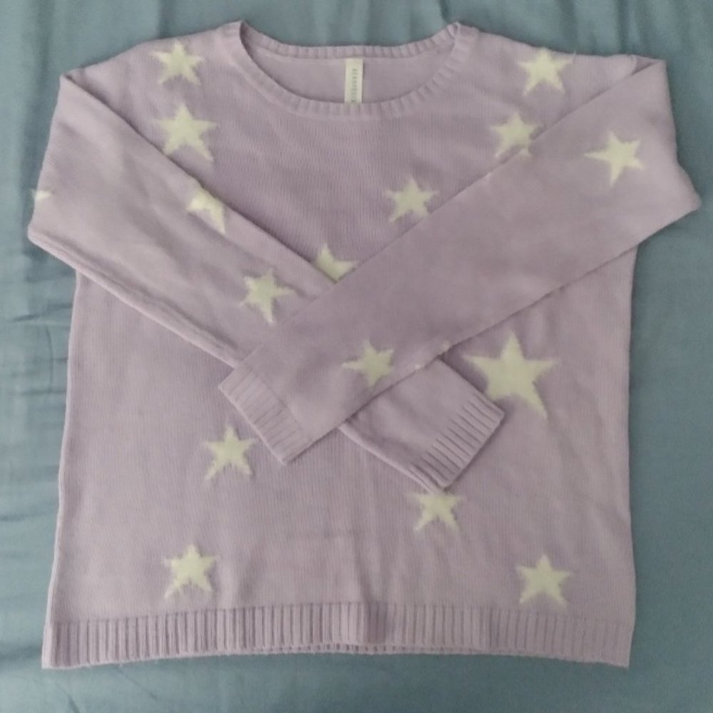 Aeropostale women sweater pastel purple with white stars long sleeve large